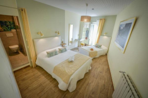 Hotels in St-Remeze